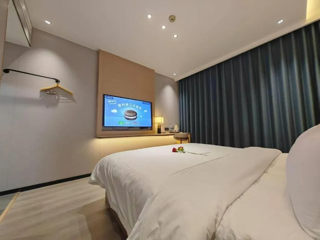 Bed in PAI Hotel Huayin Huashan Mountain Scenic Spot Ancient Street