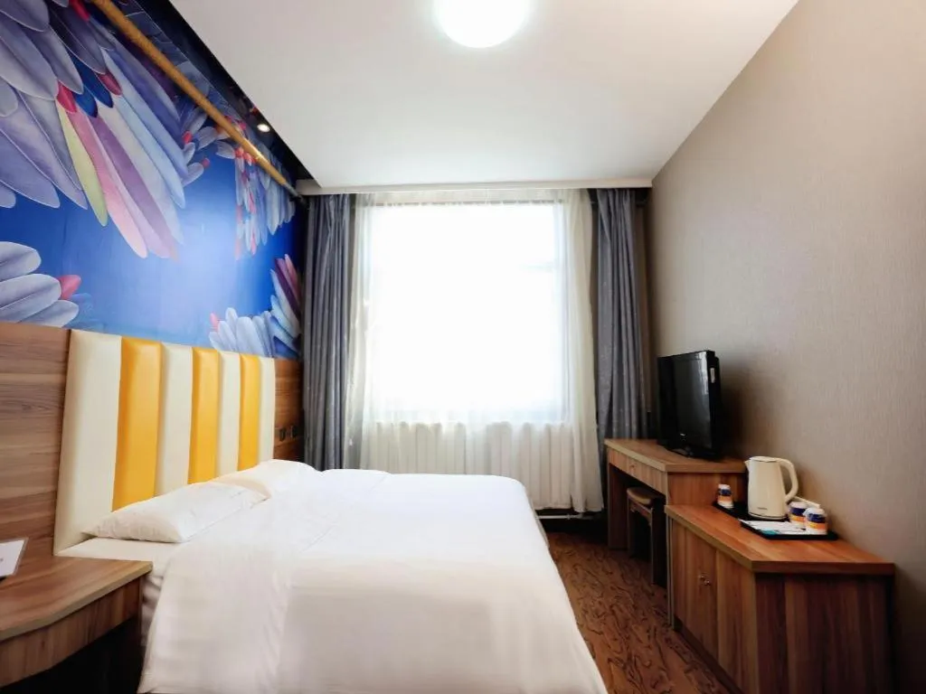 Bed in PAI Hotel Huayin Huashan Mountain Scenic Spot Ancient Street