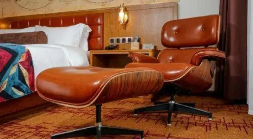 James Joyce Coffetel·Chadianzi Passenger Terminal Jinke Bei Road Metro Station James Joyce Coffetel·Chadianzi Passenger Terminal Jinke Bei Road Metro Station