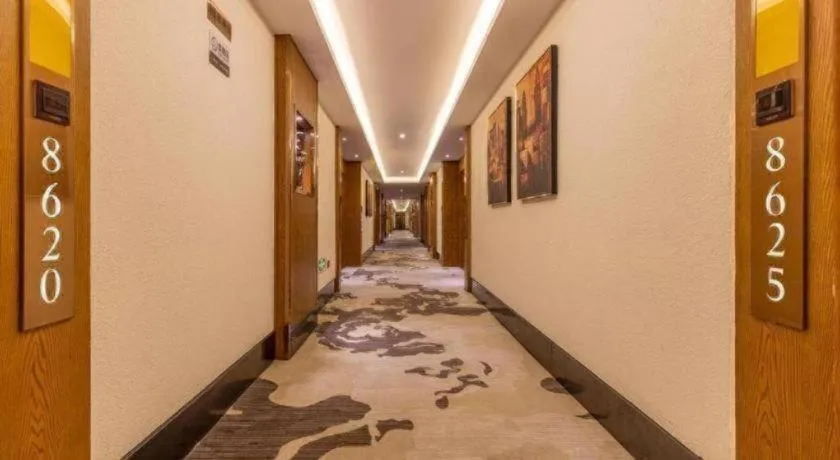 James Joyce Coffetel·Chadianzi Passenger Terminal Jinke Bei Road Metro Station