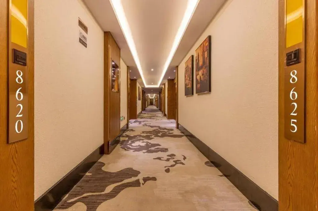 James Joyce Coffetel·Chadianzi Passenger Terminal Jinke Bei Road Metro Station James Joyce Coffetel·Chadianzi Passenger Terminal Jinke Bei Road Metro Station