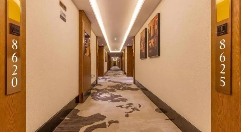 James Joyce Coffetel·Chadianzi Passenger Terminal Jinke Bei Road Metro Station