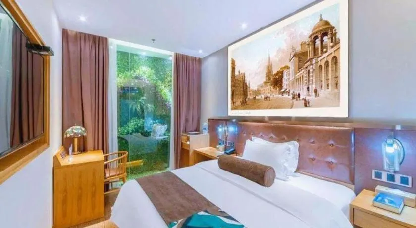 Bed in James Joyce Coffetel Beijing South Station Guang'anmen You'an Hospital