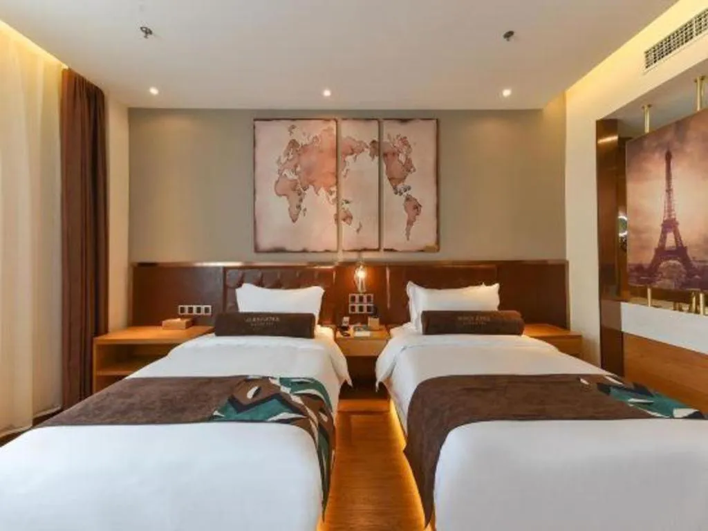 Bed in James Joyce Coffetel Beijing South Station Guang'anmen You'an Hospital