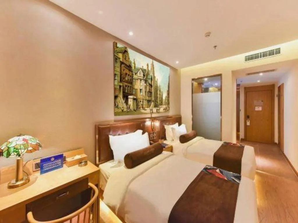 Bed in James Joyce Coffetel Beijing South Station Guang'anmen You'an Hospital