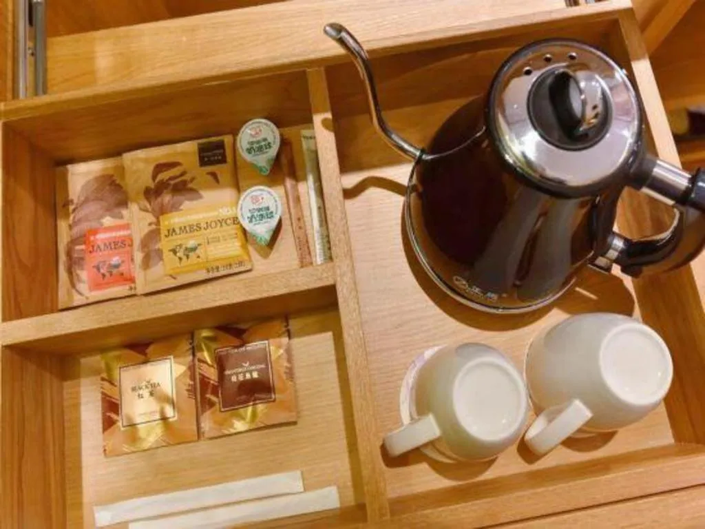 James Joyce Coffetel Beijing South Station Guang'anmen You'an Hospital