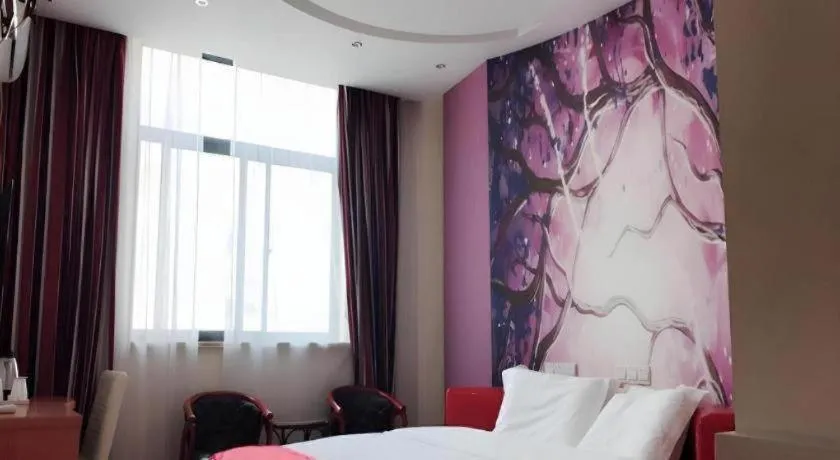 Bed in Thank Inn Plus Hotel Taizhou XingHua Anfeng county