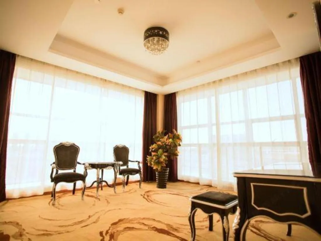 Vienna Hotel Tongliao Ke'erqin