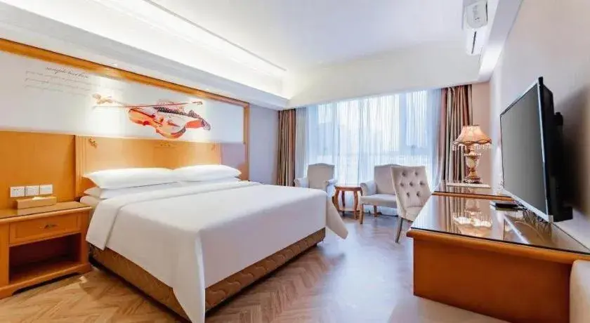 Bed in Vienna Hotel Inner Mongolia Hohhot Railway Station Gongzhufu Metro Station Bed in Vienna Hotel Inner Mongolia Hohhot Railway Station Gongzhufu Metro Station