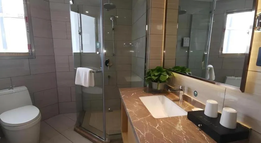 GreenTree Inn Tongling City ZonGYAng County Qishan Road People's Hospital