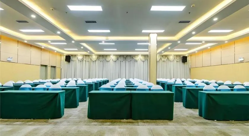 Echarm Hotel Guiyang Longdongbao International Airport Outlets