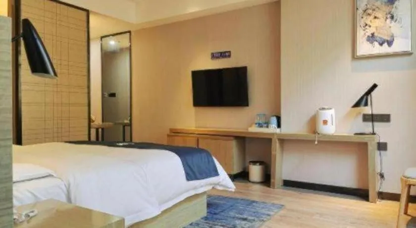 Bed in Echarm Hotel Lhasa Potala Palace