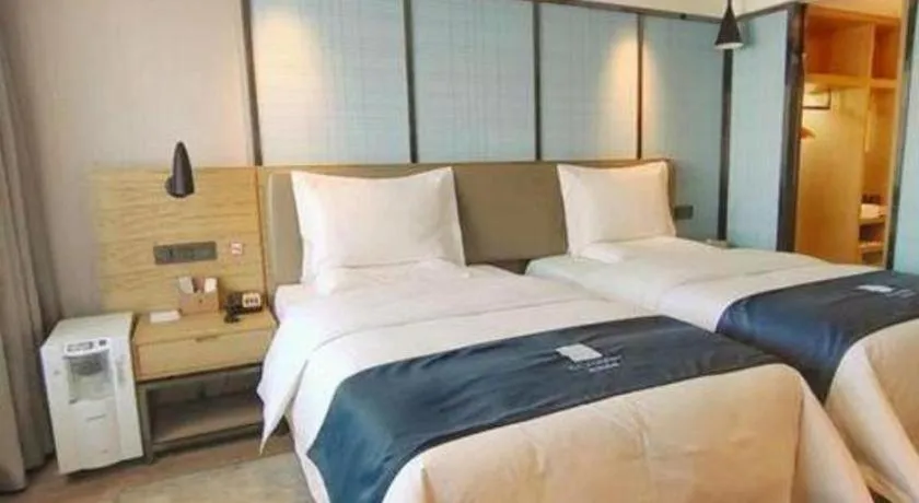 Bed in Echarm Hotel Lhasa Potala Palace