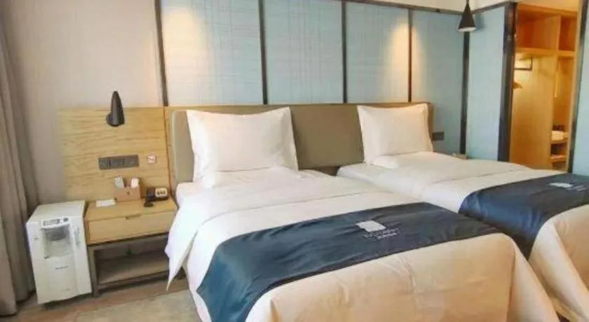 Bed in Echarm Hotel Lhasa Potala Palace