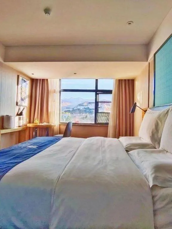 Bed in Echarm Hotel Lhasa Potala Palace