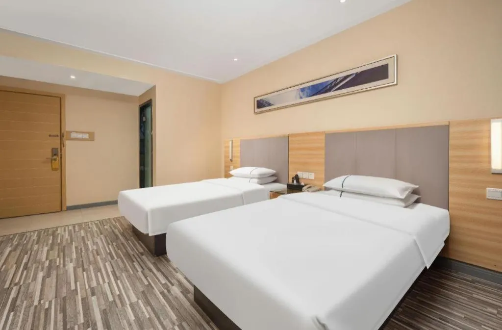 Bed in City Comfort Inn Wuhan Xudong Xiaoping Hubei University