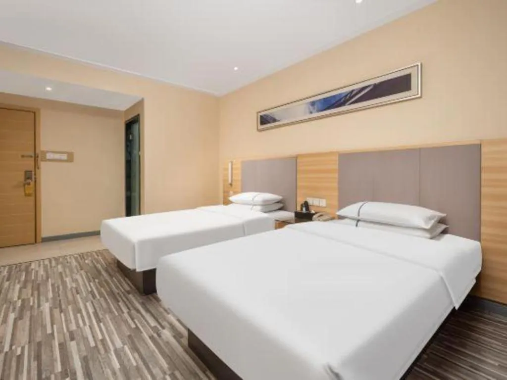Bed in City Comfort Inn Wuhan Xudong Xiaoping Hubei University