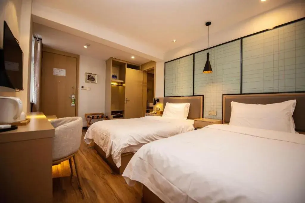 Bed in Borrman Hotel Hefei Guogou Plaza Sanli'an Metro Station Bed in Borrman Hotel Hefei Guogou Plaza Sanli'an Metro Station