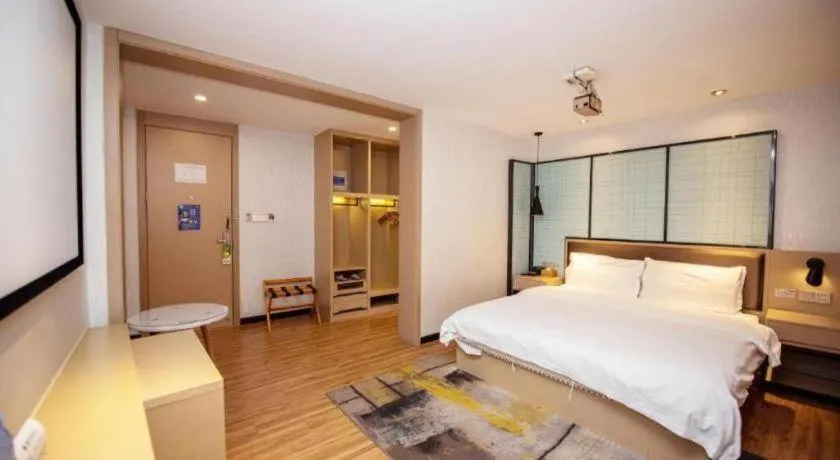 Bed in Borrman Hotel Hefei Guogou Plaza Sanli'an Metro Station