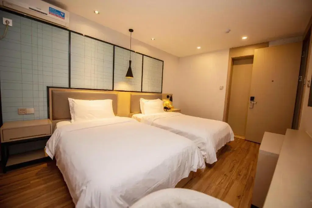 Bed in Borrman Hotel Hefei Guogou Plaza Sanli'an Metro Station Bed in Borrman Hotel Hefei Guogou Plaza Sanli'an Metro Station