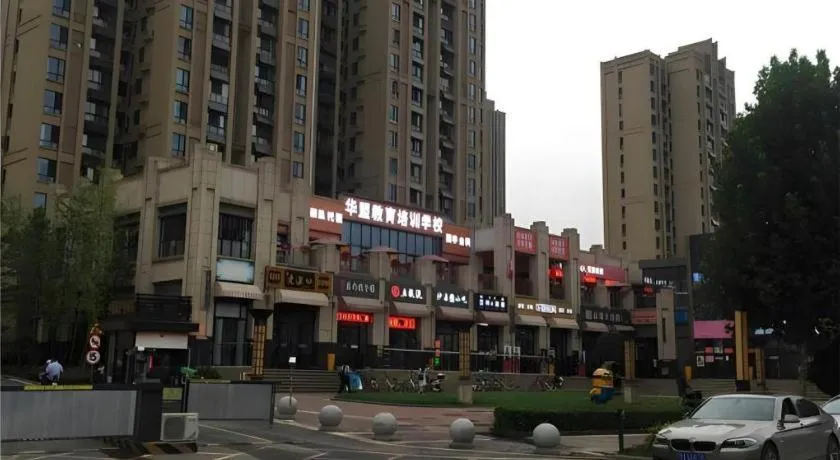 City Comfort Inn Wuhan Guanggu Minzhu Avenue NO.1 Middle School Affiliated to CCNU