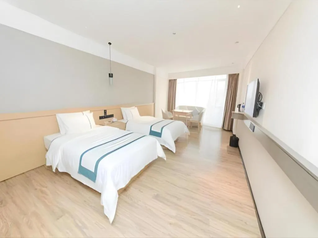 Bed in City Comfort Inn Guangzhou Panyu Qiaonan Aoyuan Plaza