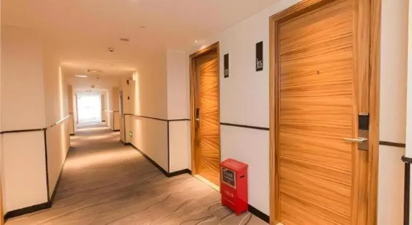 City Comfort Inn Guangzhou Panyu Qiaonan Aoyuan Plaza City Comfort Inn Guangzhou Panyu Qiaonan Aoyuan Plaza