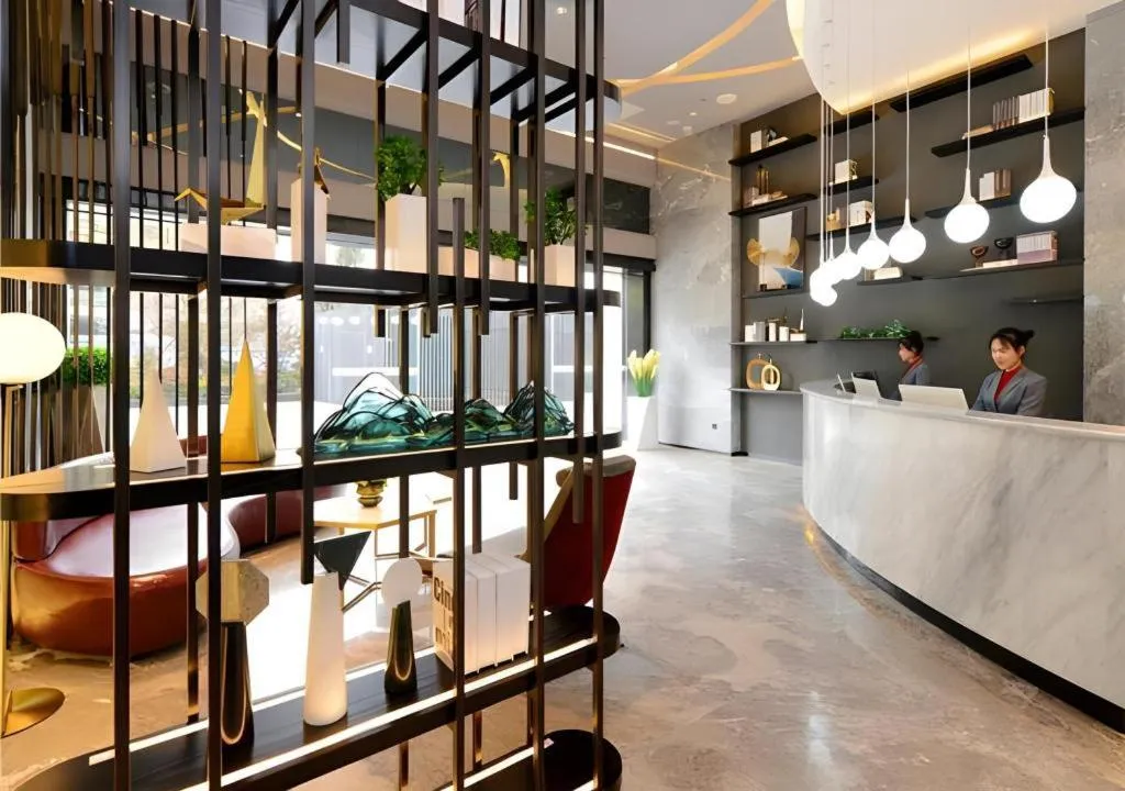 Borrman Hotel Guiyang Guanshanhu International Conference Center Metro Station