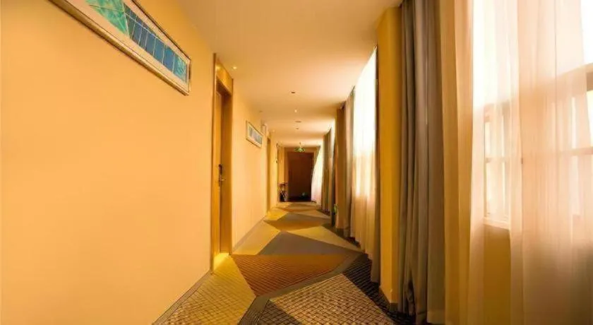 City Comfort Inn Wuhan Jiangxia Stadium