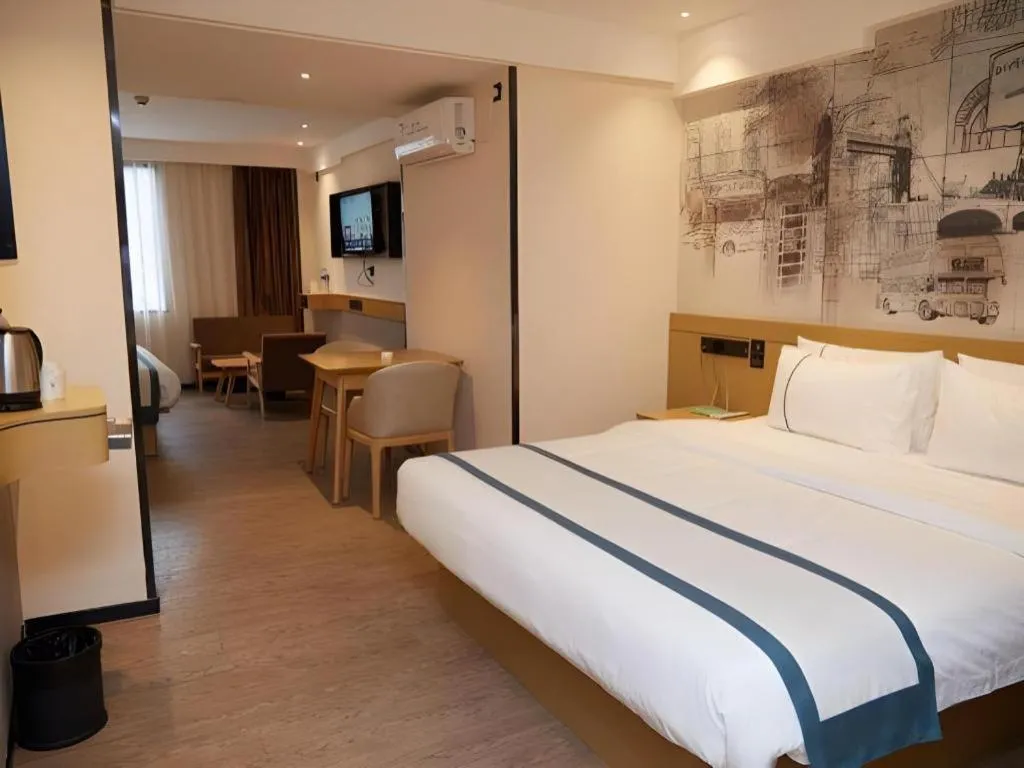 Bed in City Comfort Inn Guangzhou Shisanhang Shangxiajiu Pedestrian Street 1st Branch