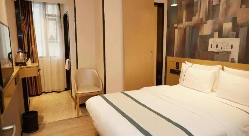 Bed in City Comfort Inn Guangzhou Shisanhang Shangxiajiu Pedestrian Street 1st Branch