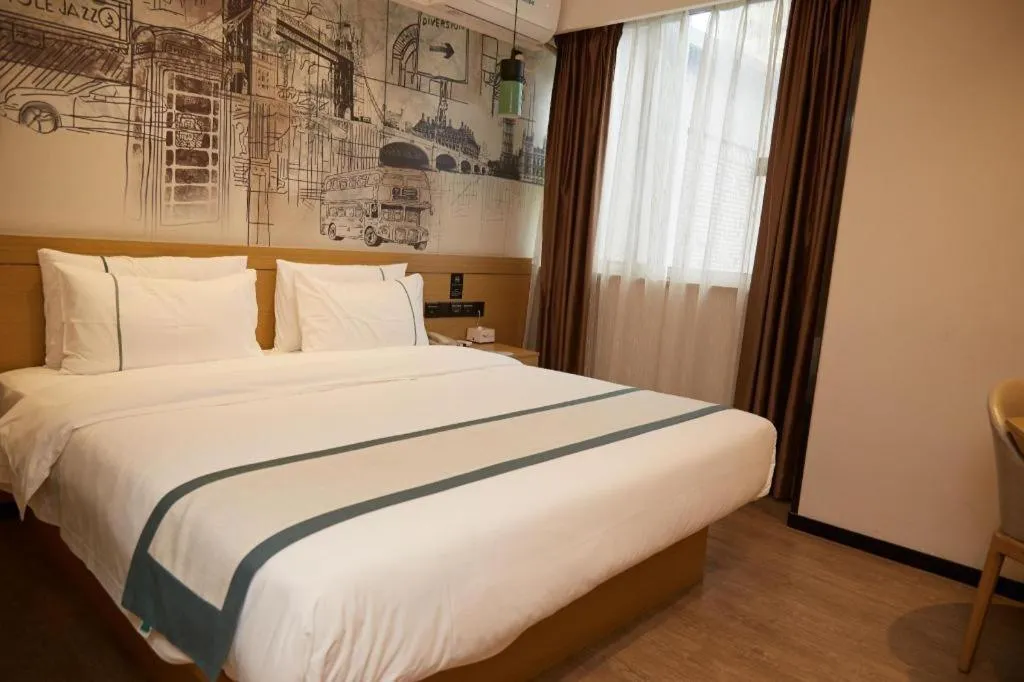 Bed in City Comfort Inn Guangzhou Shisanhang Shangxiajiu Pedestrian Street 1st Branch