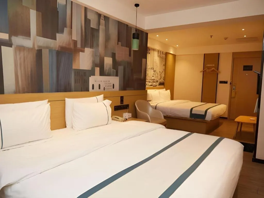 Bed in City Comfort Inn Guangzhou Shisanhang Shangxiajiu Pedestrian Street 1st Branch