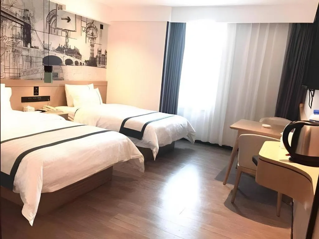 Bed in City Comfort Inn Guangzhou Shisanhang Shangxiajiu Pedestrian Street 1st Branch
