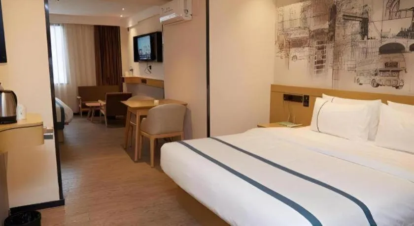 Bed in City Comfort Inn Guangzhou Shisanhang Shangxiajiu Pedestrian Street 1st Branch