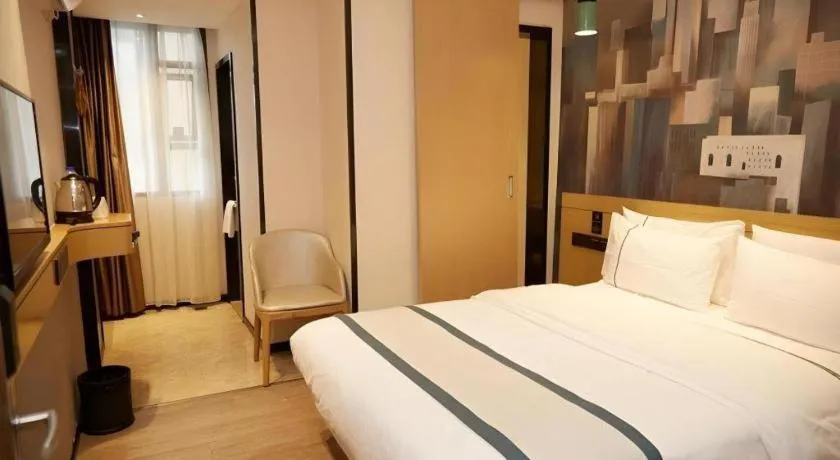 Bed in City Comfort Inn Guangzhou Shisanhang Shangxiajiu Pedestrian Street 1st Branch