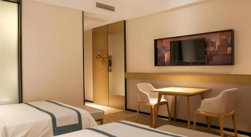 Bed in City Comfort Inn Wuhan Ikea