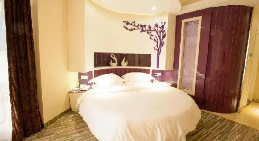 Bed in City Comfort Inn Wuhan Ikea Bed in City Comfort Inn Wuhan Ikea