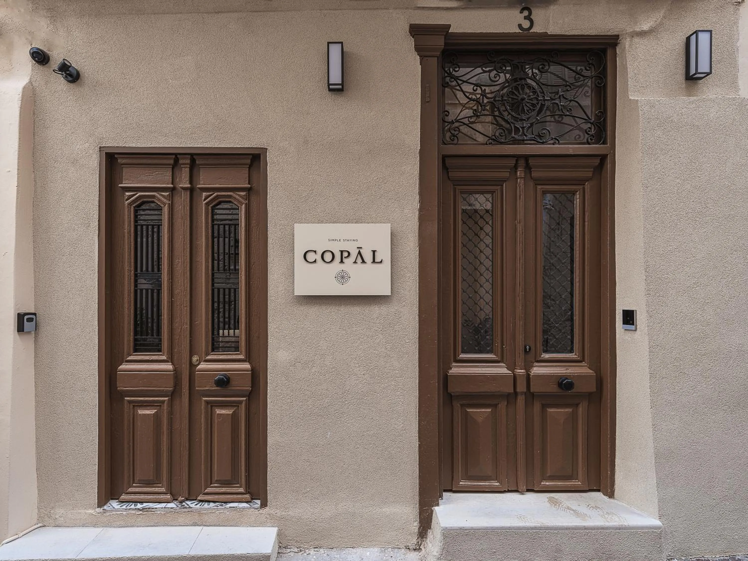 Facade/entrance in Copal Simple Staying