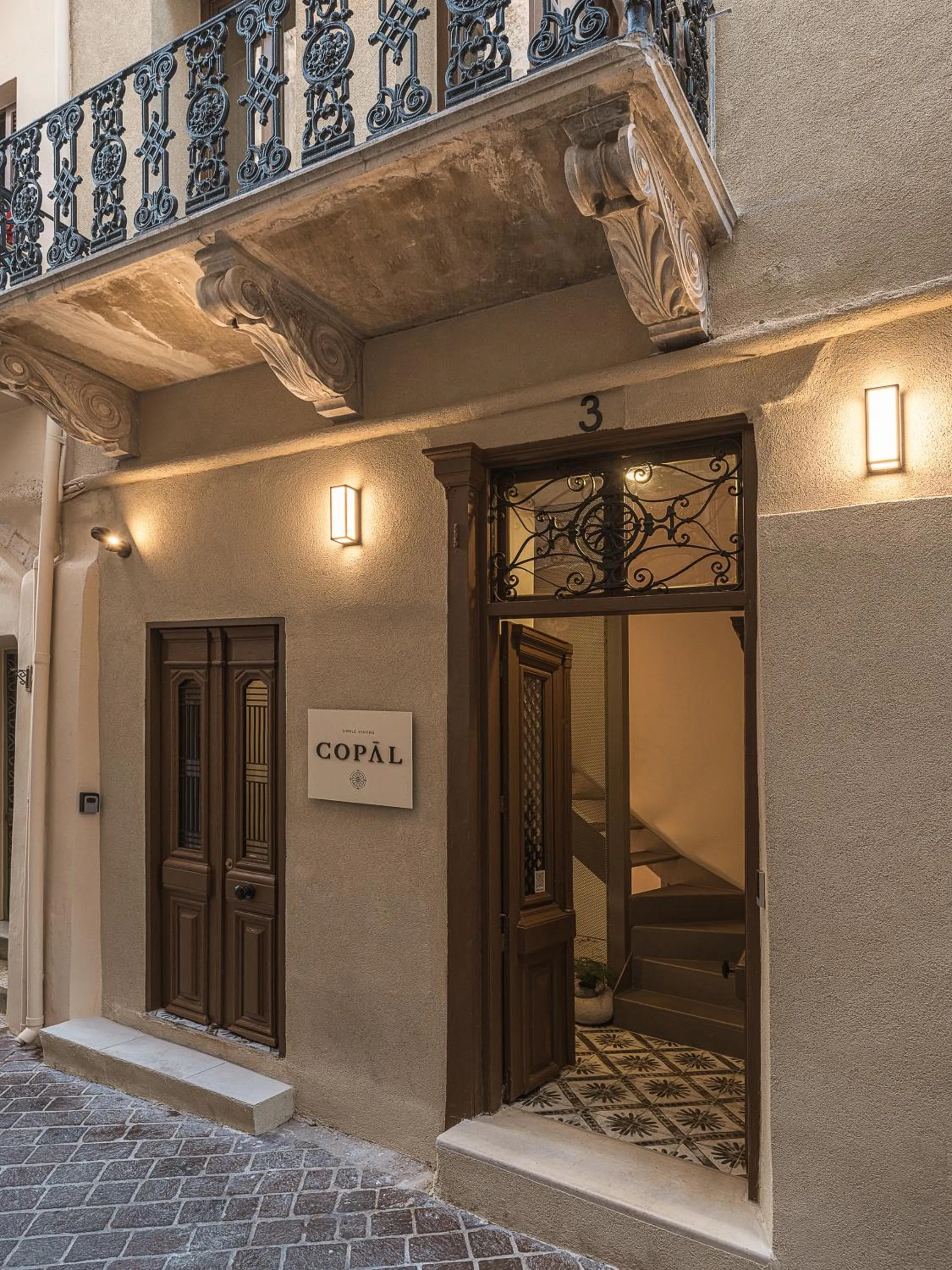 Copal Simple Staying