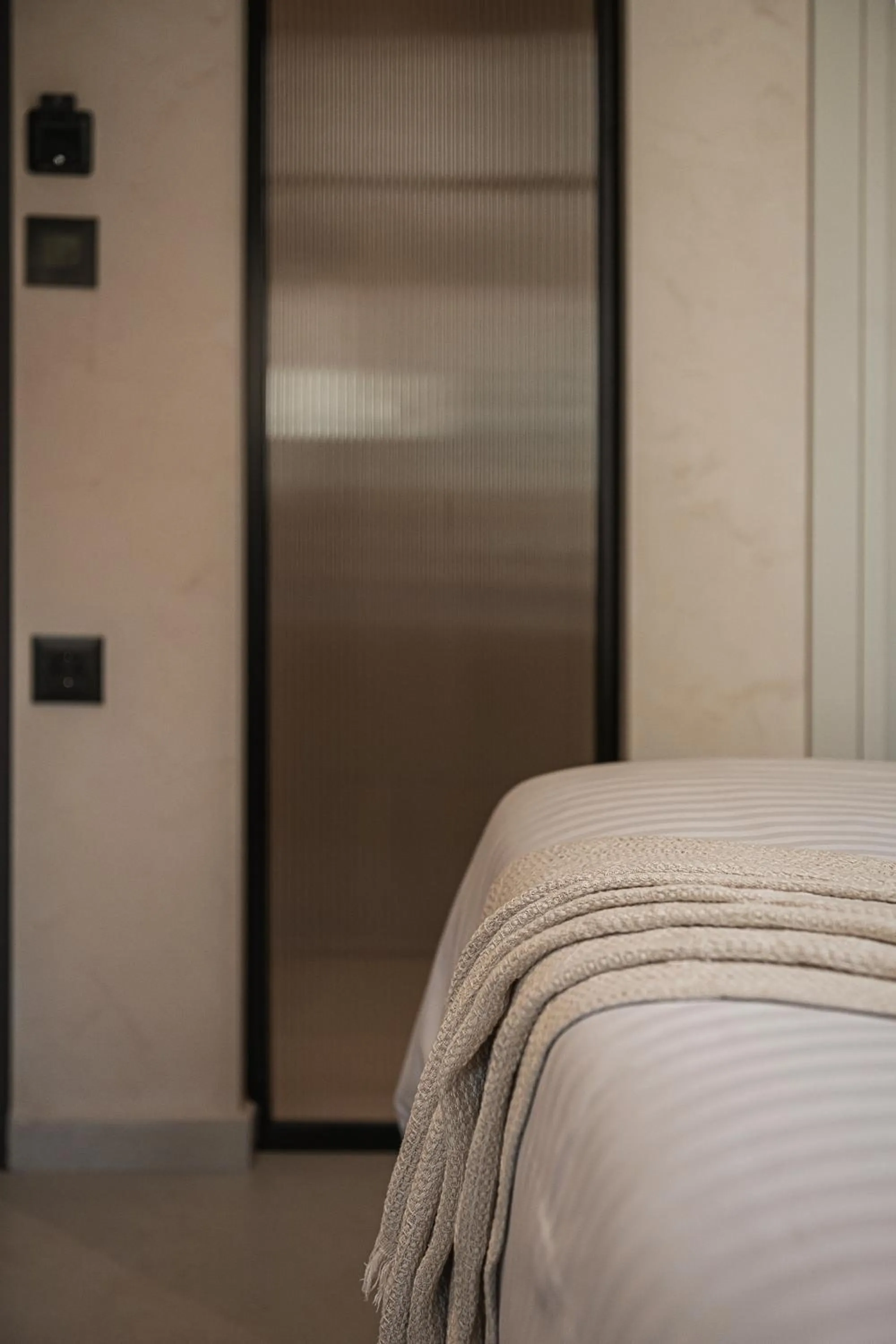 Bed in Copal Simple Staying