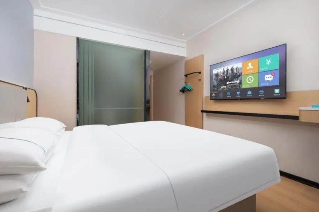 Bed in City Comfort Inn Wuhan Hankou Jiangtan