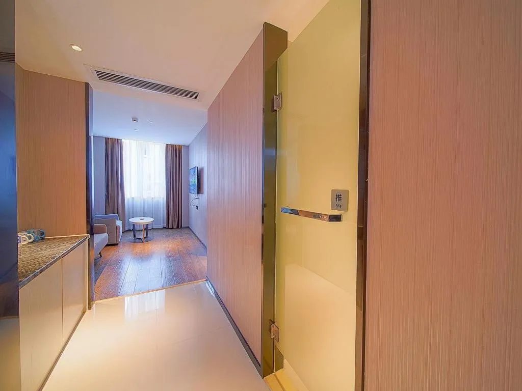 Bed in Echarm Hotel Guangzhou Changlong Shiqiao Metro Station