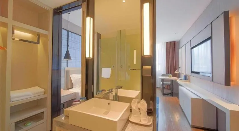 Echarm Hotel Guangzhou Changlong Shiqiao Metro Station