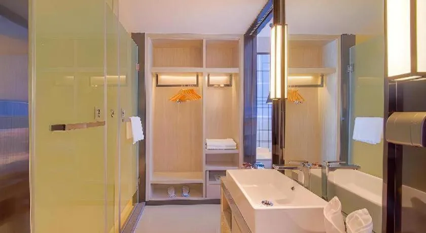 Echarm Hotel Guangzhou Changlong Shiqiao Metro Station