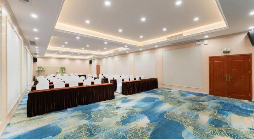 Echarm Hotel Guangzhou Changlong Shiqiao Metro Station