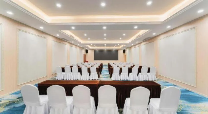 Echarm Hotel Guangzhou Changlong Shiqiao Metro Station