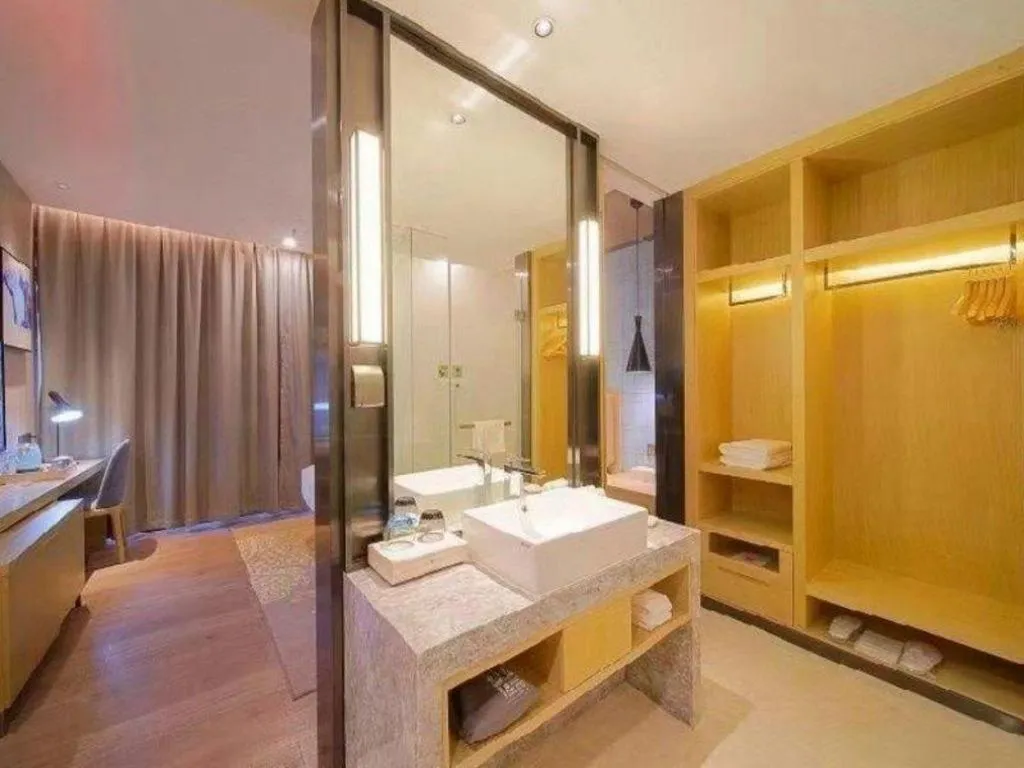 Bed in Echarm Hotel Guangzhou Tonghe Dayuan Times Square