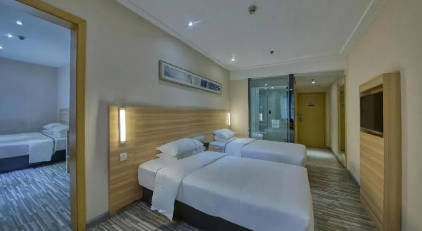 Bed in City Comfort Inn Guangzhou Tianhe District Tangxia Exhibition Center