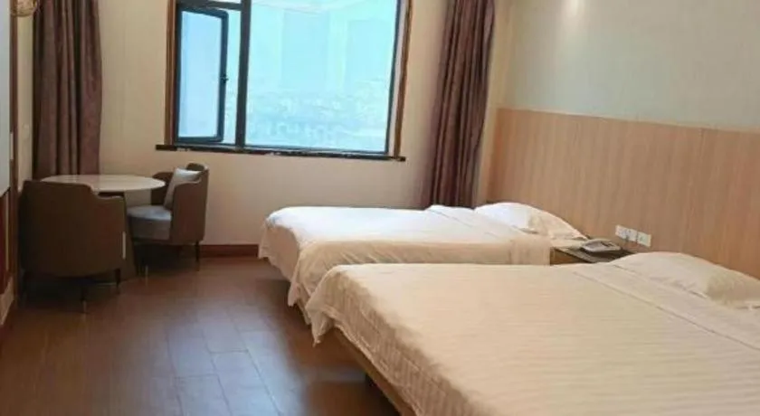Bed in City Comfort Inn Wuhan Jinyinhu Garden Expo Park